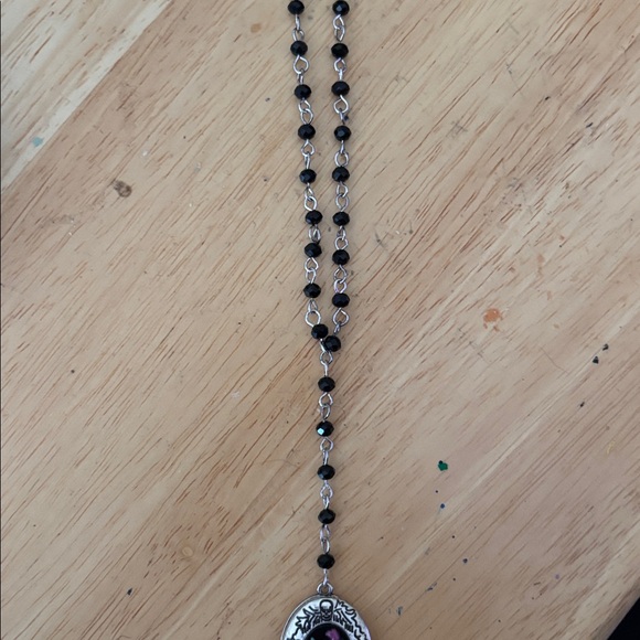 Obsidian Rose Locket - Picture 4 of 7